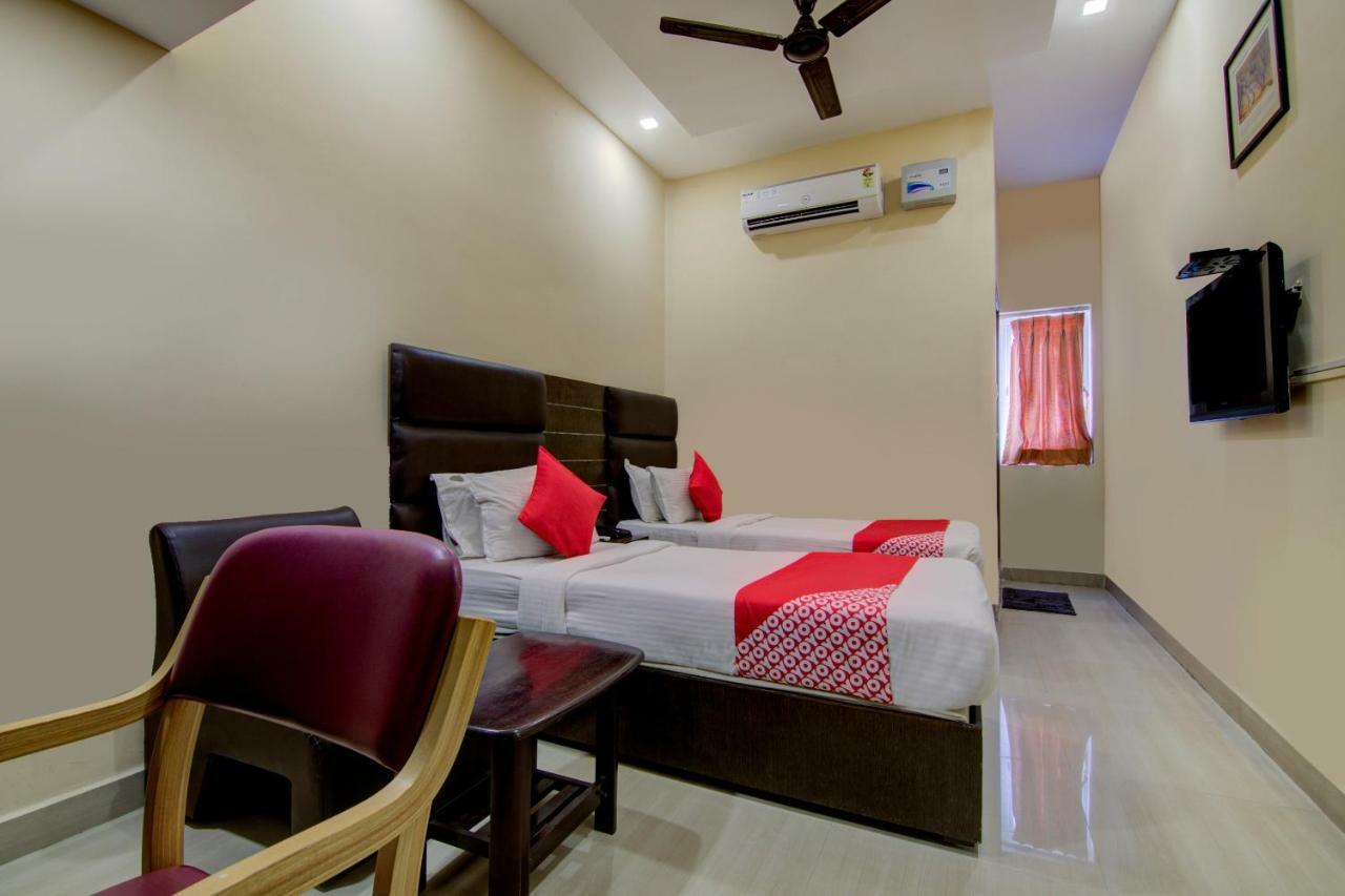 Hotel Sai International Chennai Esterno foto