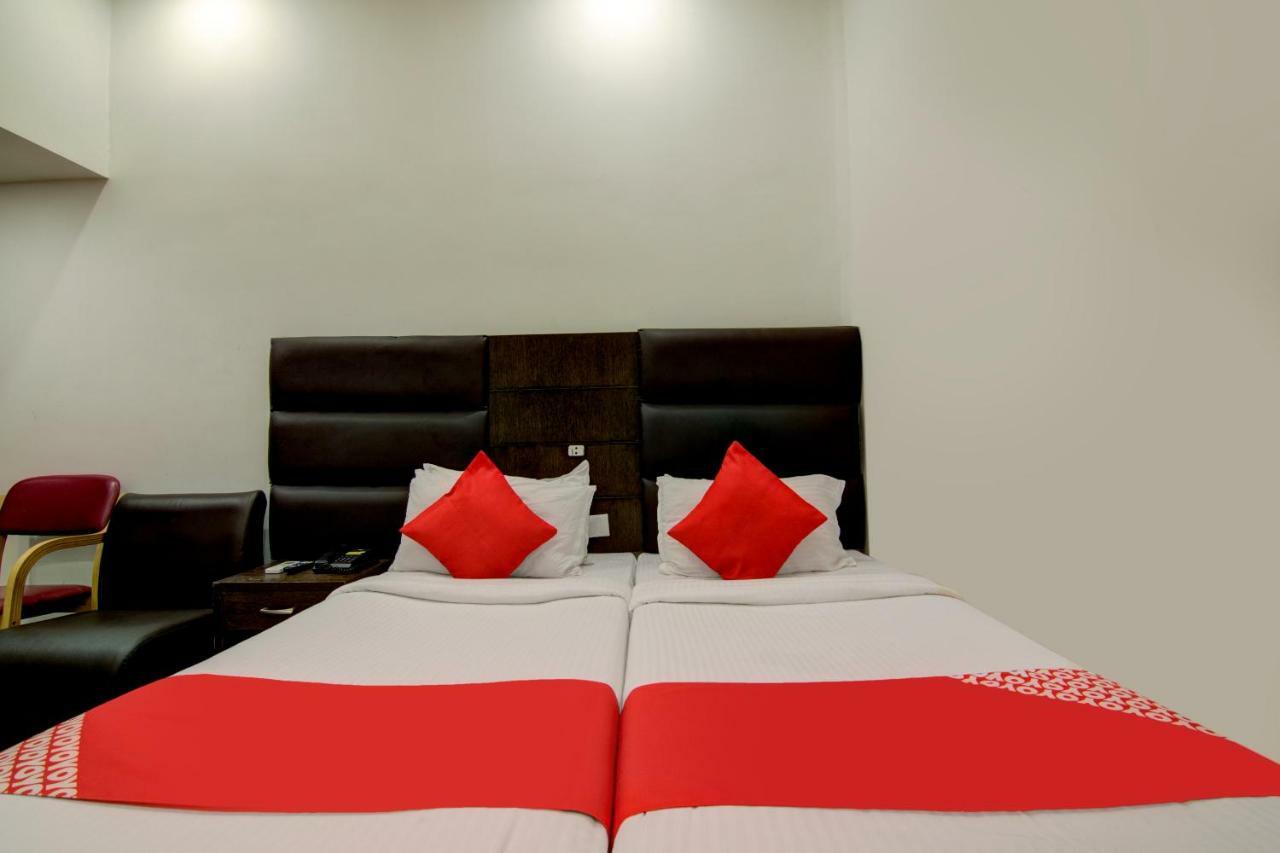 Hotel Sai International Chennai Esterno foto