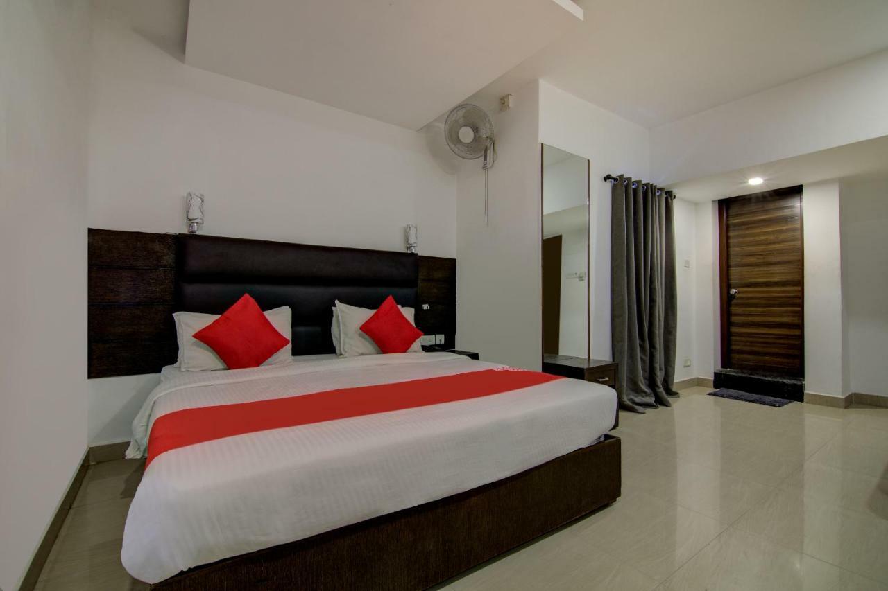 Hotel Sai International Chennai Esterno foto